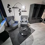 Rue-premium Apartamento