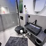 Rue-premium Apartamento