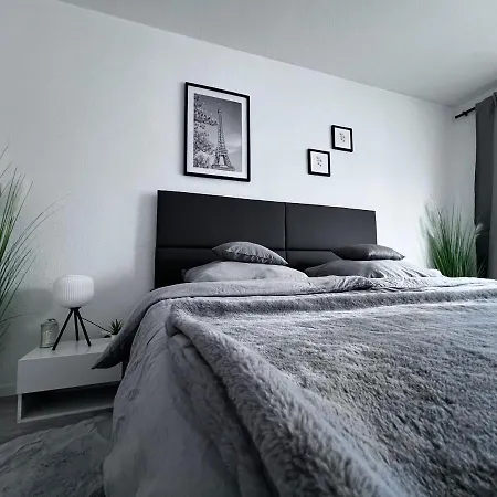 Rue-premium Apartment *